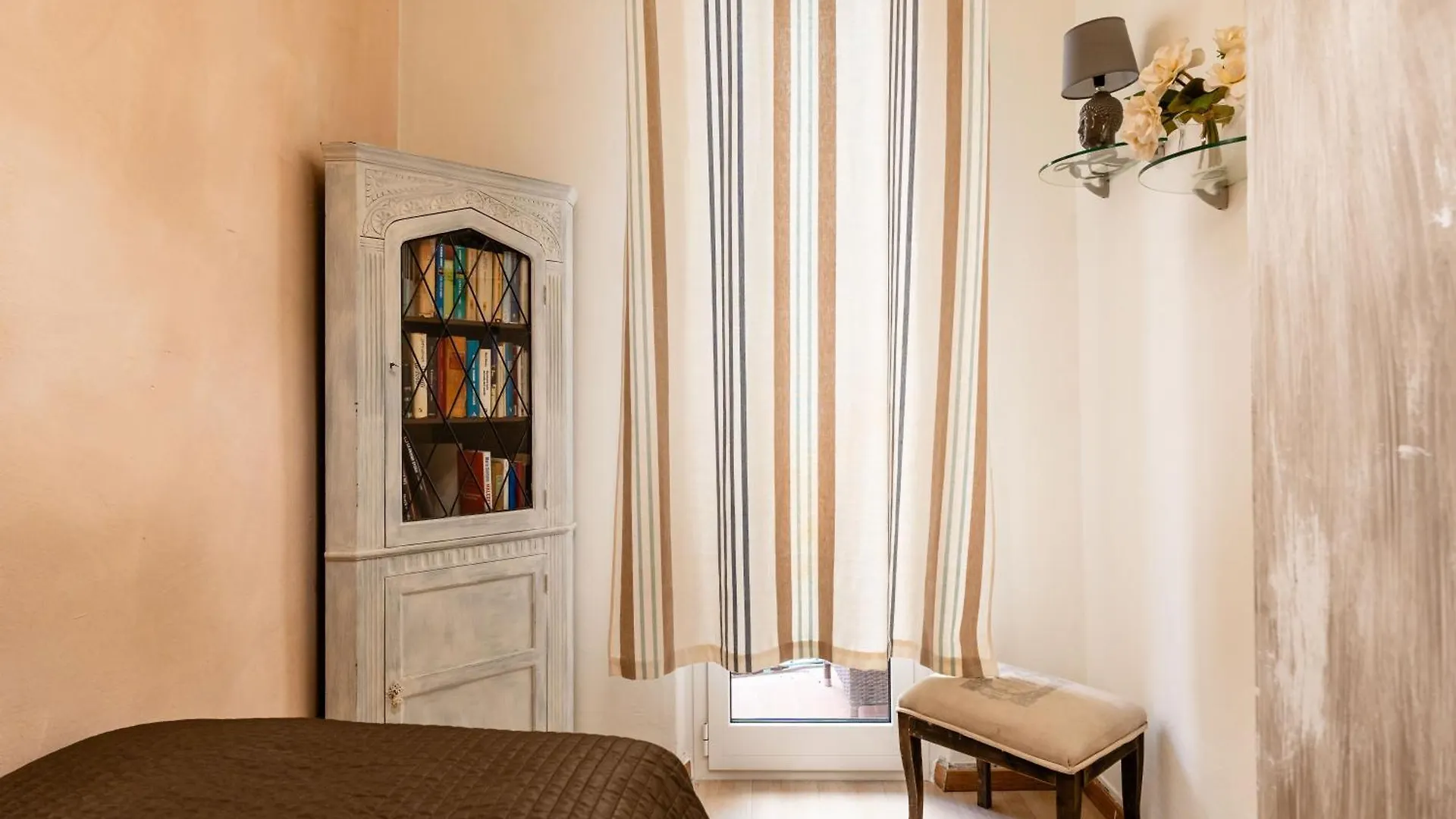 Hostdomus - Airone Apartment Alassio Italy